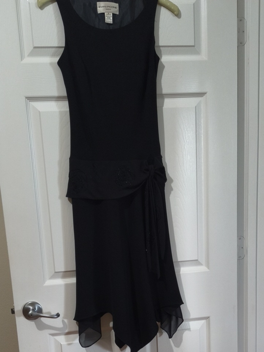 Evan Picone Black Sleeveless Asymmetrical Dress with Waist Sash. Size 4
